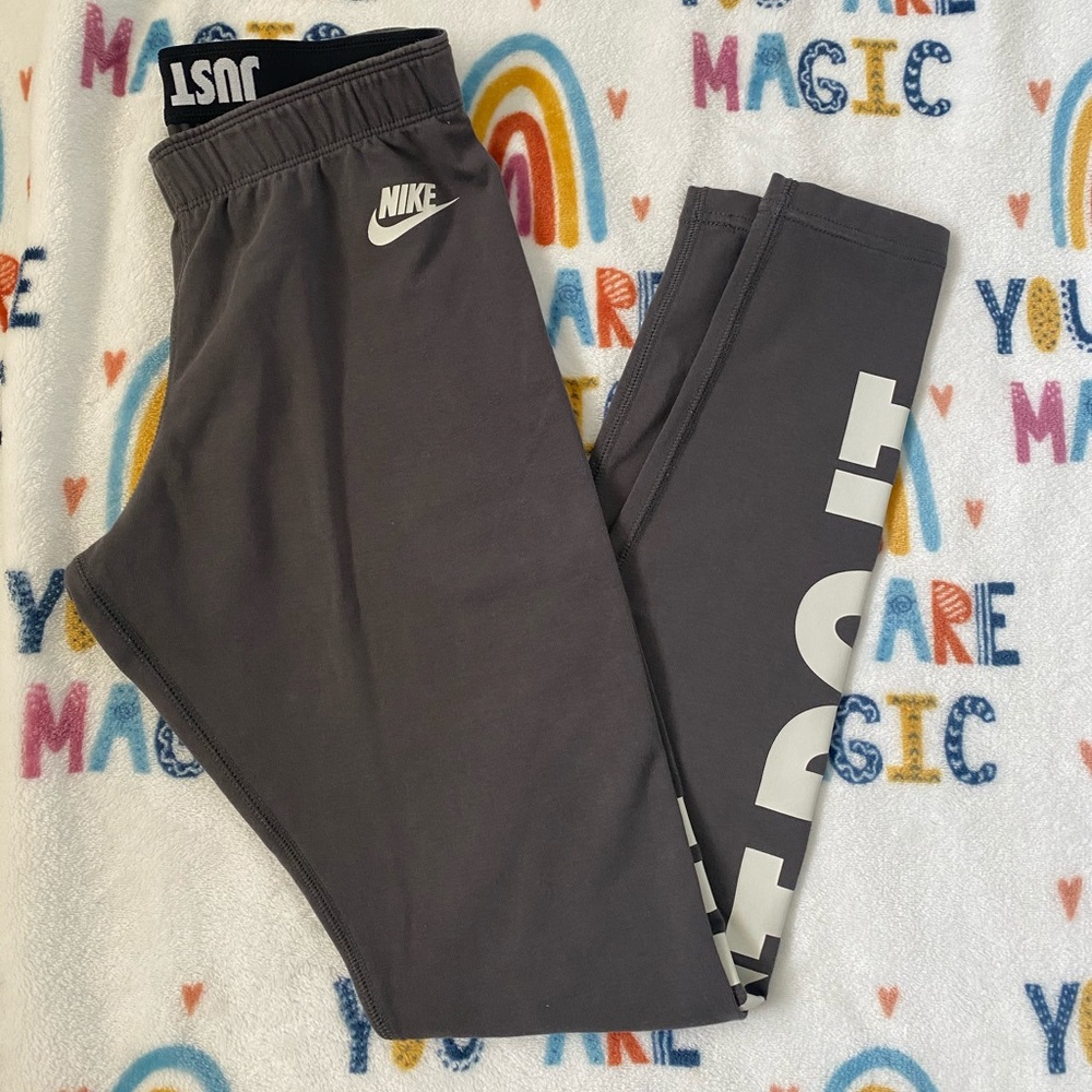 only worn once nike leggings